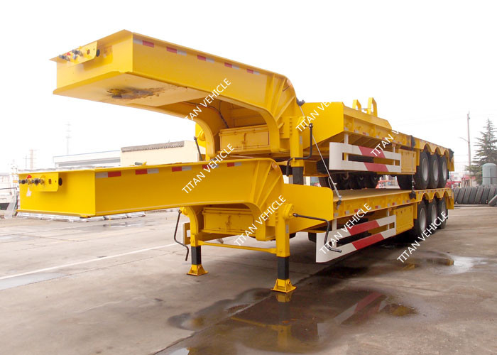 Tri Axle Heavy Duty Low Loader Semi Trailer For Heavy Equipment Transport supplier