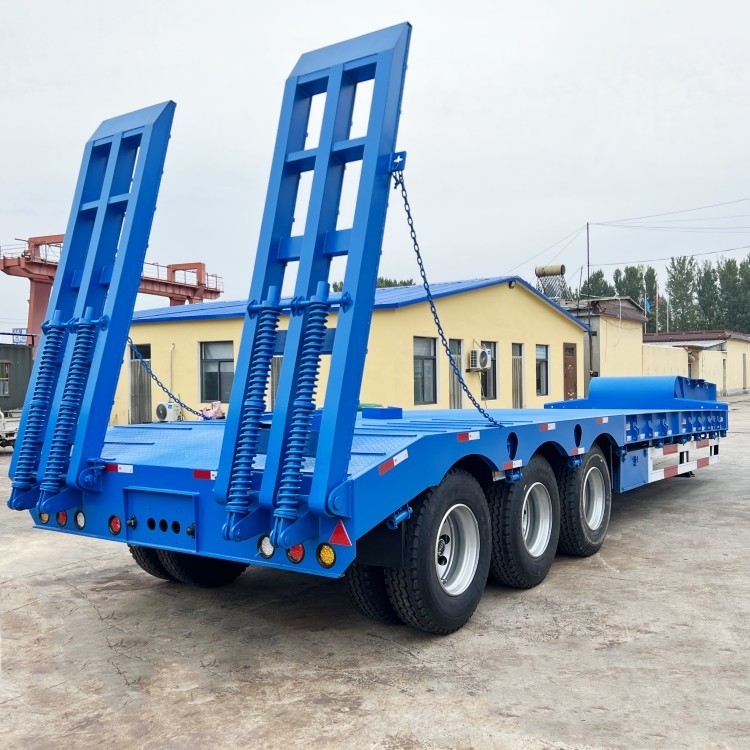 Tri Axle 60-80 Ton Low Bed Semi Trailer To Transport Heavy Equipment for Sale in Mauritius supplier