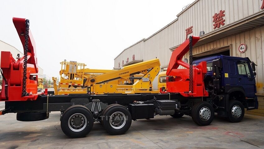 TITAN VEHICLE 3 axles side loading container trailer for sale supplier
