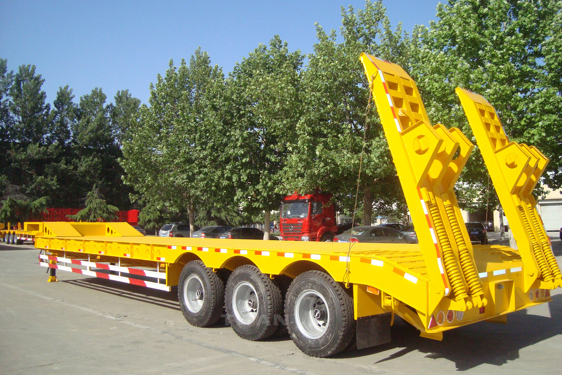 TITAN VEHICLE 3 axles low bed semi trailer truck for heavy duty supplier