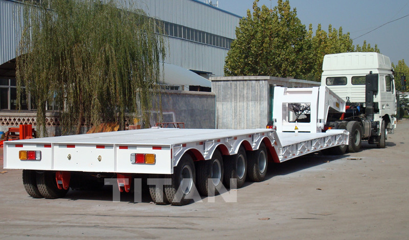 TITAN 3 axle 60 tons detachable gooseneck lowboy trailer price supplier